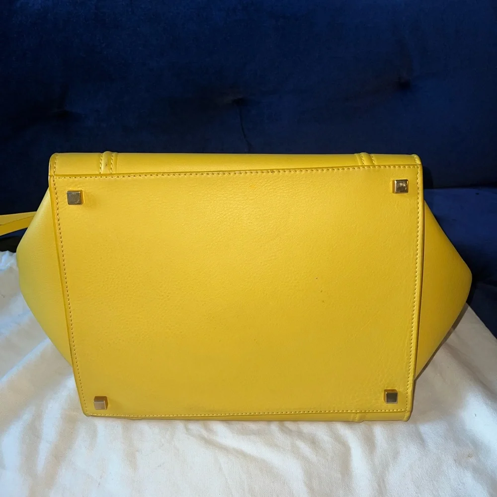 Celine yellow Phantom luggage - Picture 5 of 15